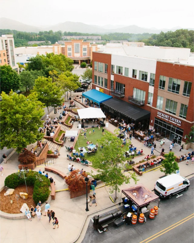 Summer is in full swing, and there’s no place like Biltmore Park Town Square.☀️

Whether you're grabbing a casual bite or settling in for fine dining, sipping cocktails on the patio or strolling through your favorite shops, this is your one-stop spot for summer fun.

Looking for something extra? Don’t miss Concerts in the Park with @missionaccomplishedmusic this Friday, June 27th, from 6:30–8:30 PM in front of Hickory Tavern, perfect for date night or family fun under the summer sky. 🎶

🔗 Tap the link in our bio for summer happenings and to explore everything Biltmore Park Town Square has to offer!